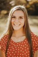 Senior Spotlight: Chloe Jacobs