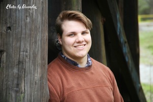 Senior Spotlight: Erick Deere